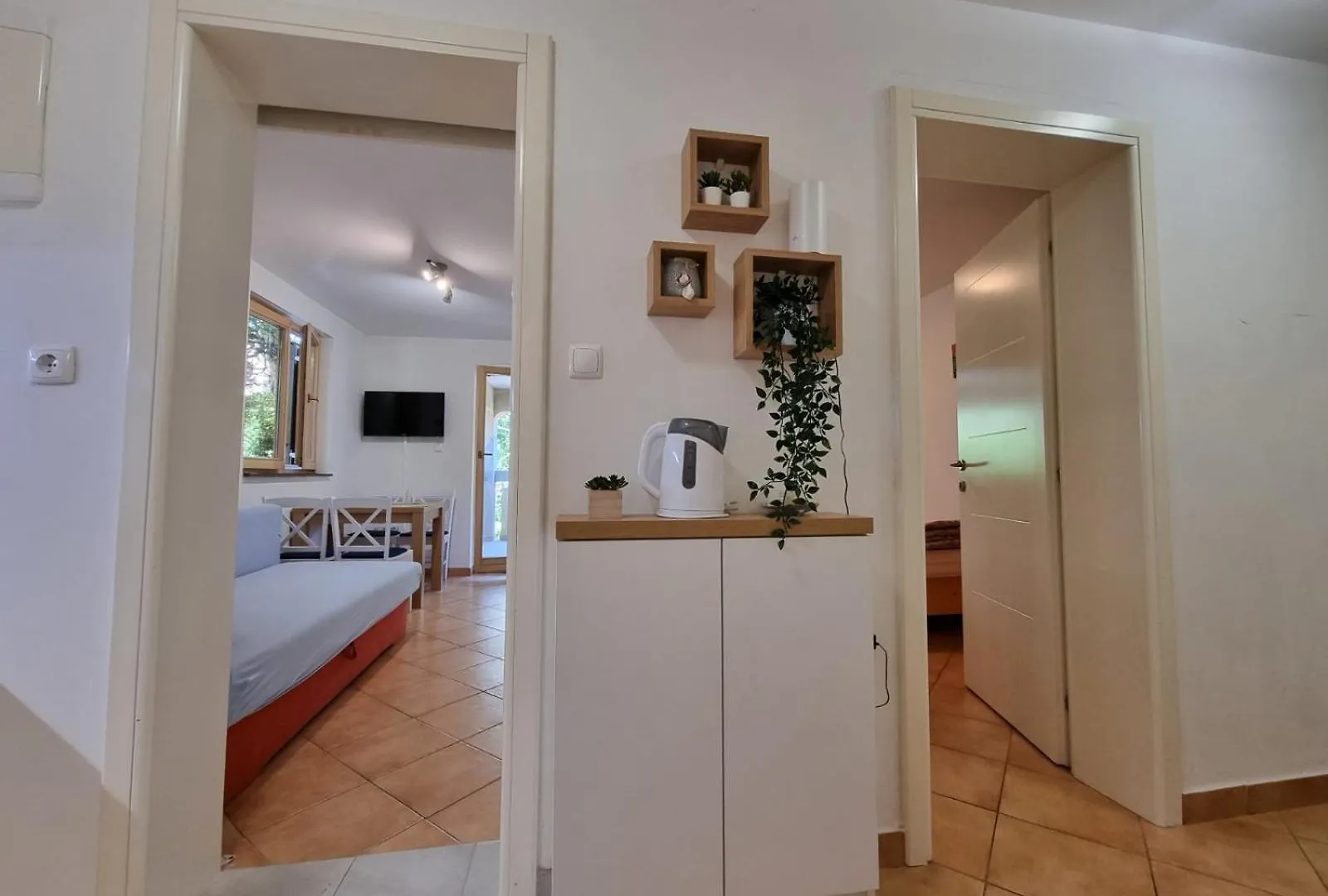 Apartments Casia Baška 0*,  Kroatien